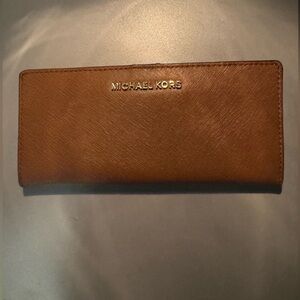 Michael Kors Jet Set Travel Flat Slim Bifold